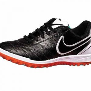 Wholesale of sports shoes