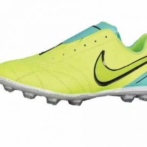 Sport shoes in wholesale